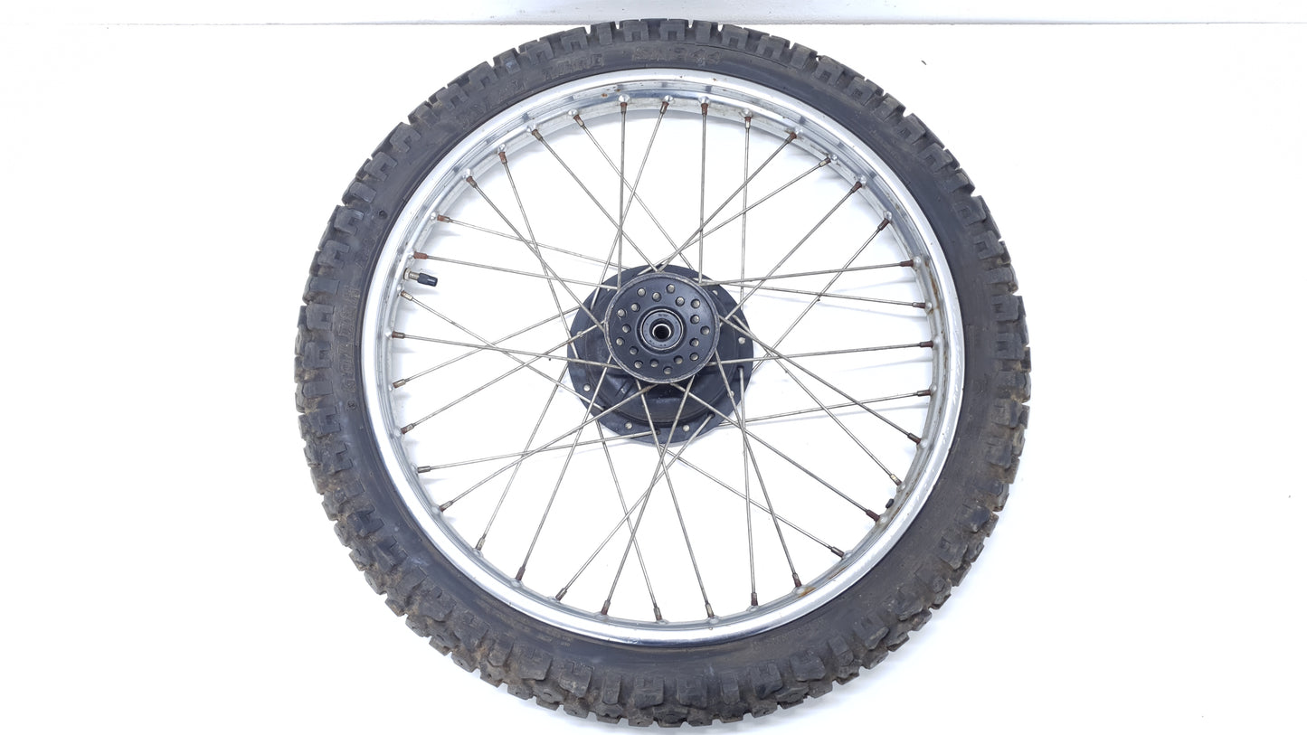 Roue avant Yamaha DT125LC 1982 n°3 Front wheel