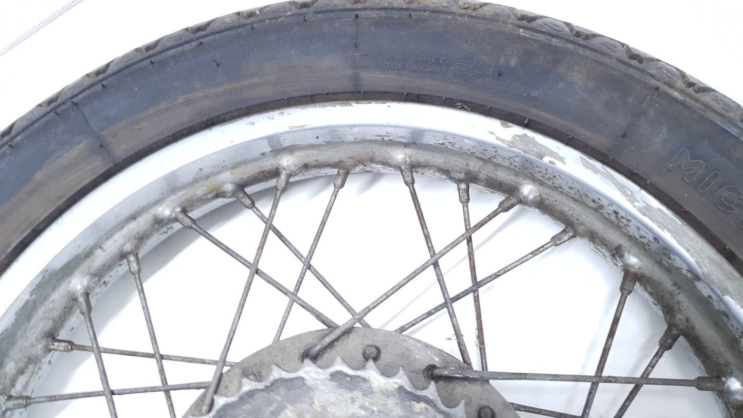 Roue arrière Honda CM 125 T 1978 n°4 Réf : 42701-402-003 Rear wheel