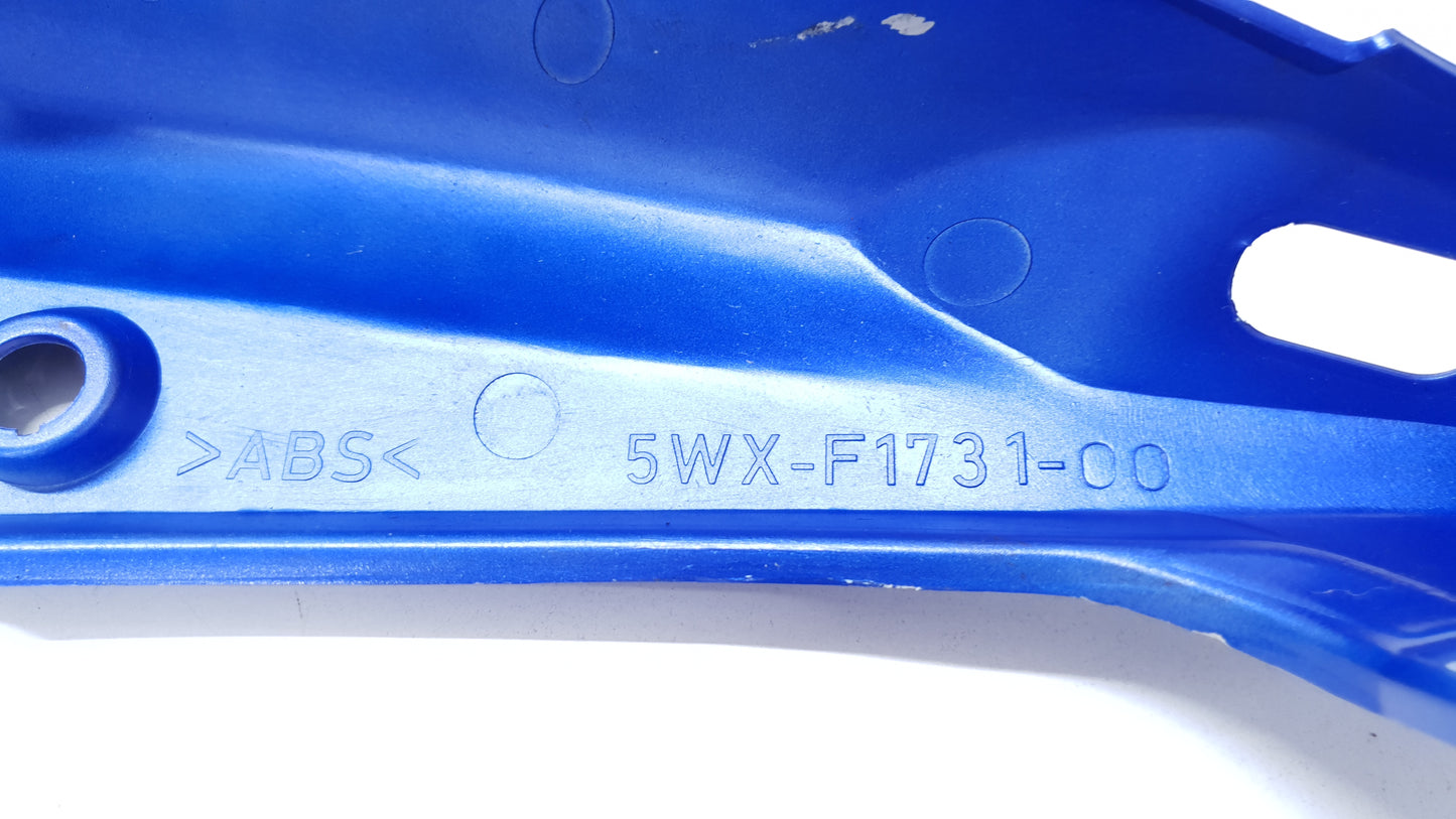 Carénage arrière droit 1-2 Yamaha TZR 50 2012 Réf : 5WX-F1741-00-PA Right cover