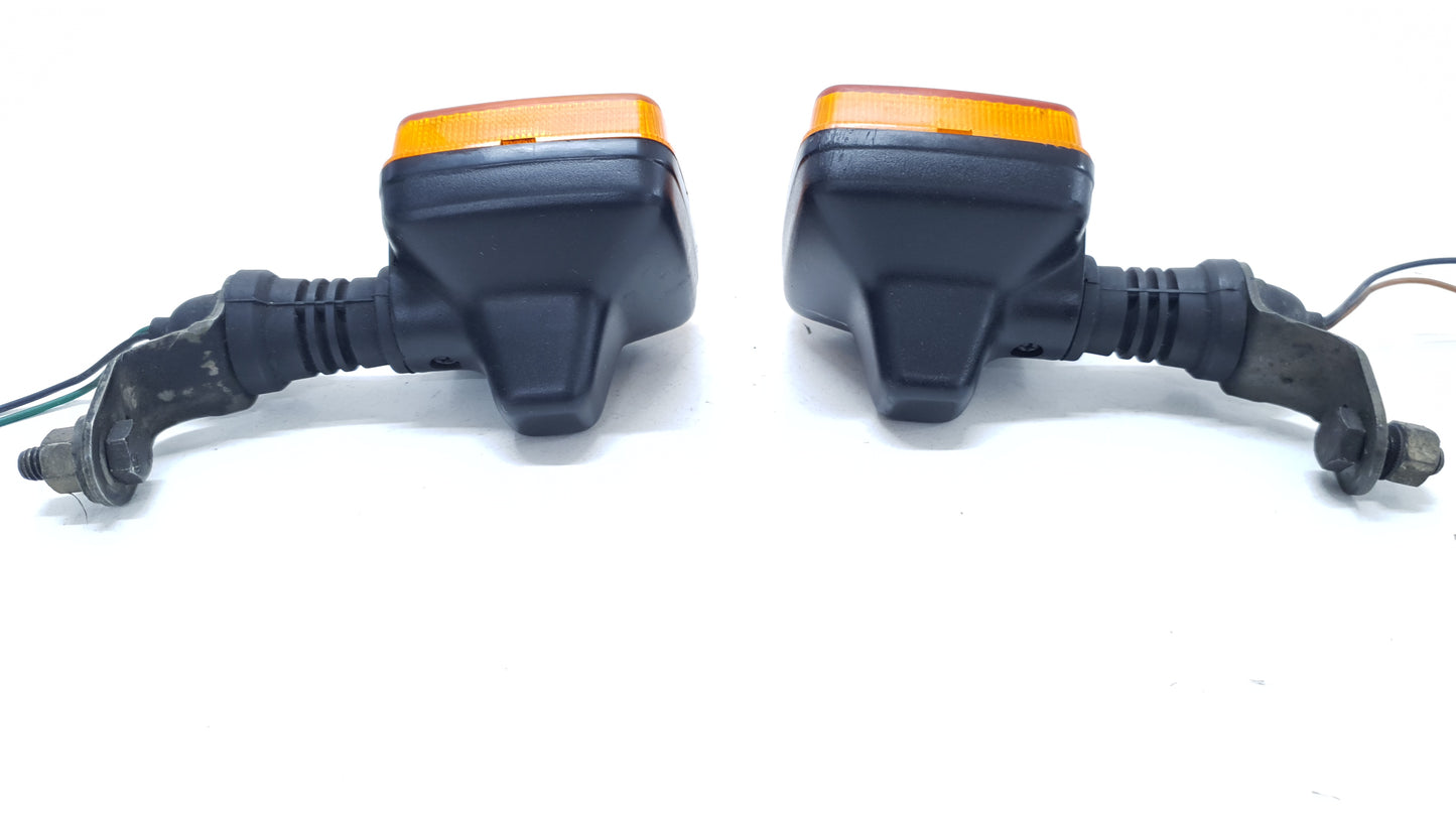 Clignotants arrière Yamaha TDR 125 1991 Réf : 3SH-H3330-00-00 Rear switch light