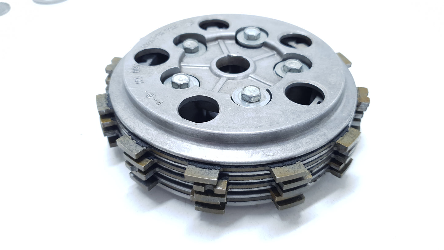 Embrayage incomplet Suzuki TU-X 125 1999-2001 Réf : 21200-05880-000 Clutch