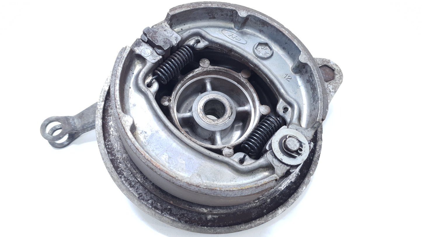 Tambour de frein arrière Honda CM 125 Custom 1986 n°2 Réf : 43100-399-023