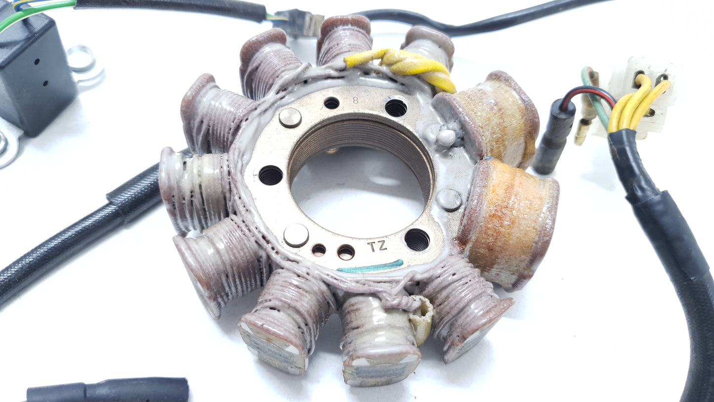 Stator d'allumage Honda CM 125 Custom 1986 n°2 Réf : 31120-402-721