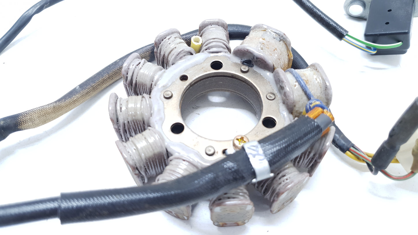 Stator d'allumage Honda CM 125 Custom 1986 n°2 Réf : 31120-402-721