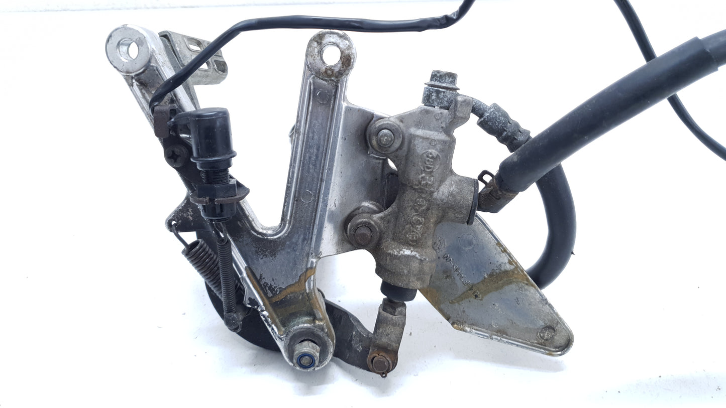 Maître cylindre de frein arrière 1-2 Yamaha TZR 50 2002 n°2