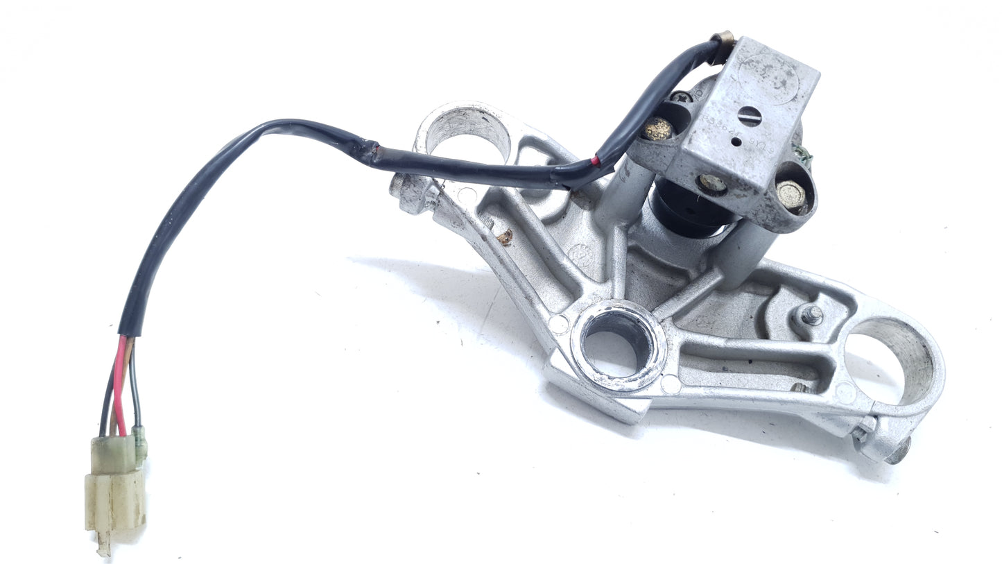 Té de fourche supérieur & contacteur Yamaha TZR 50 2002 n°2 Réf : 3TU825010000