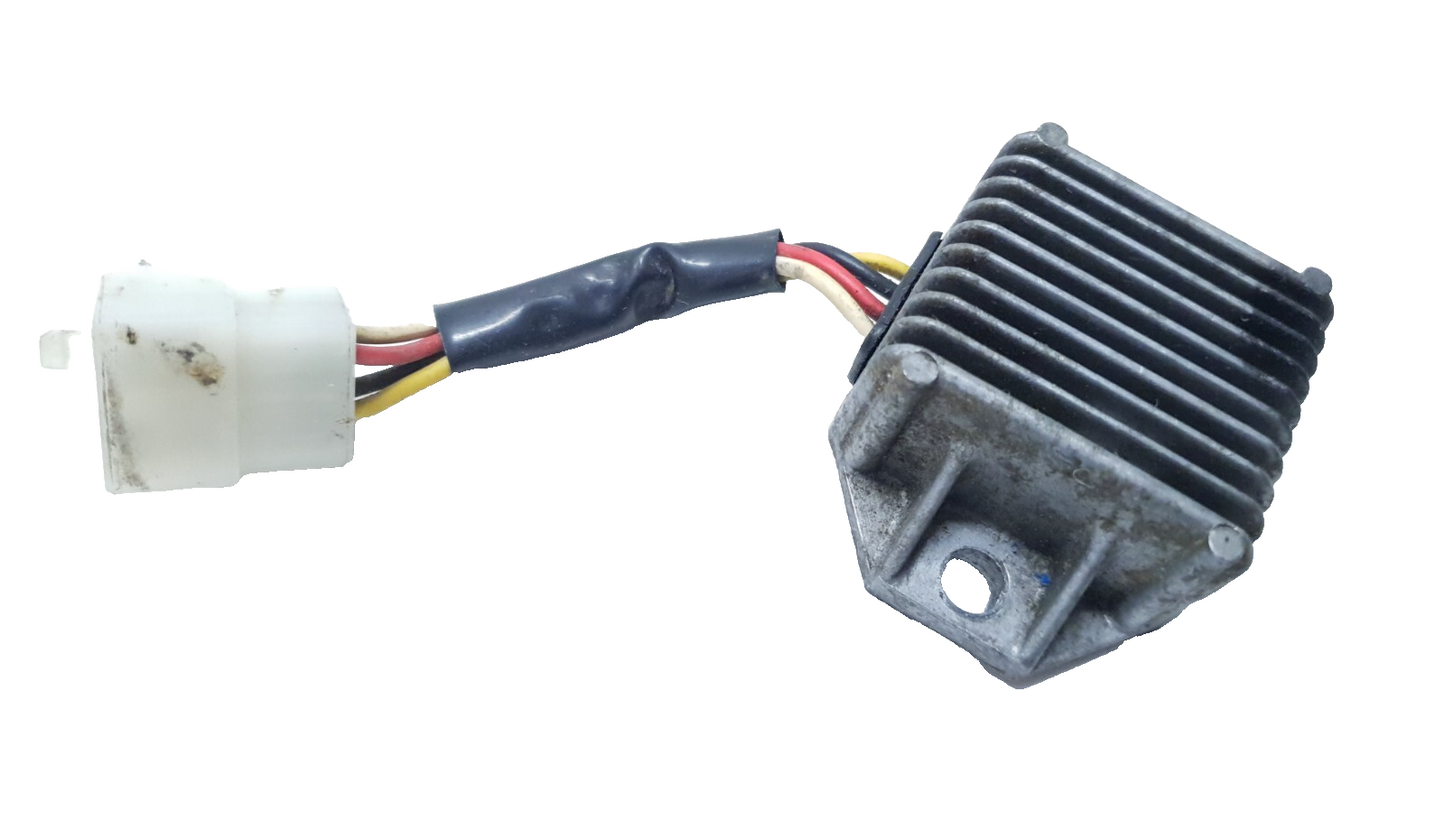 Régulateur de tension Yamaha DT125LC 1987 n°21 Réf : 34X-81960-90-00