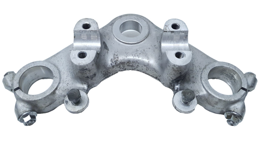 Té de fourche supérieur Honda CM 125 T 1980 Réf : 53231-402-000