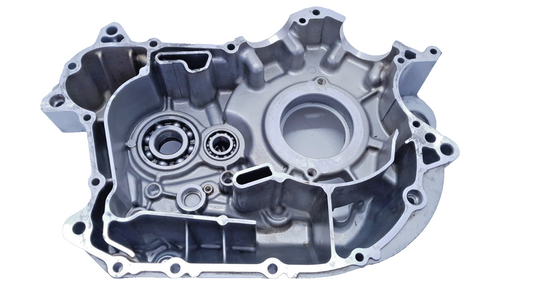 Carter moteur central gauche Yamaha XV 125 Virago 2000 Réf : 2UJ151000200