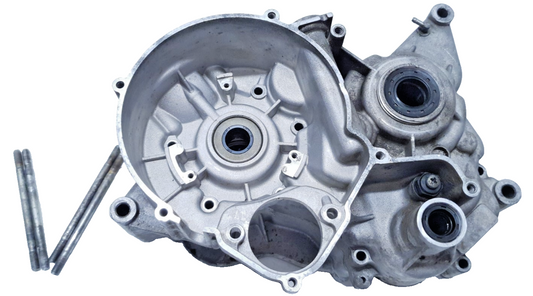 Carters moteur centraux AM6 Yamaha TZR 50 2004 Réf : 5WXE51500000