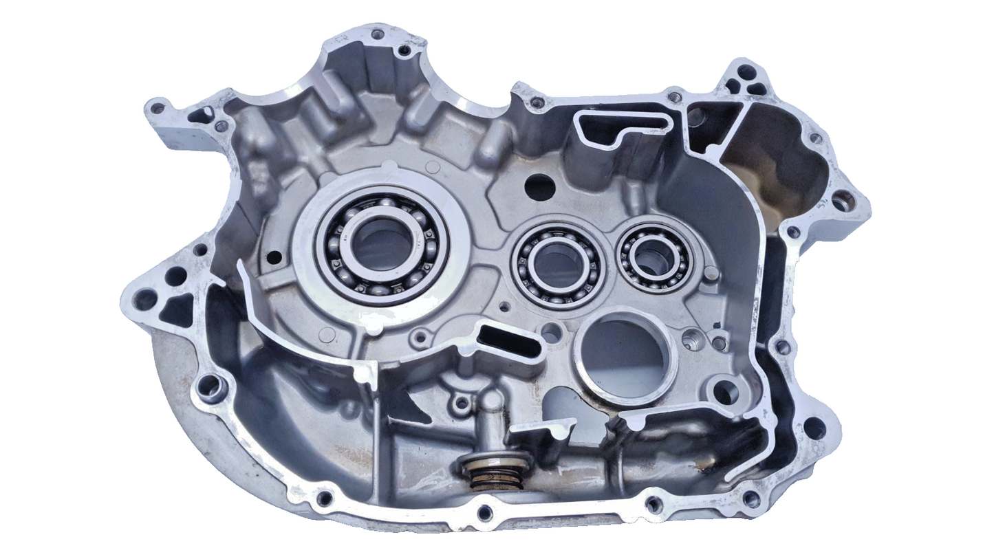 Carter moteur central droit Yamaha XV 125 Virago 2000 Réf : 2UJ151000200