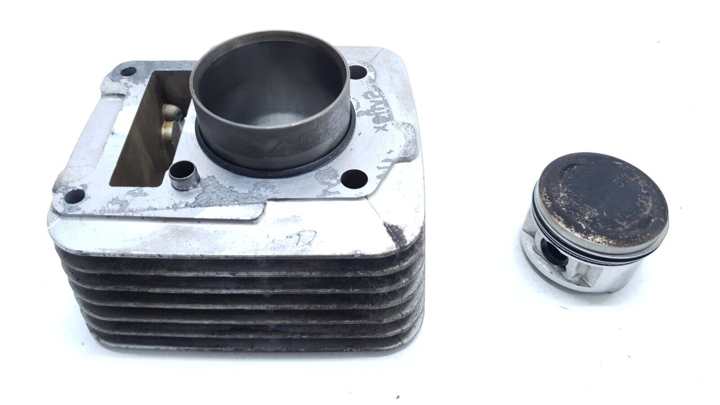 Cylindre & piston 54mm Yamaha YBR 125 2006 n°3 Réf : 5VL-E1310-00-00