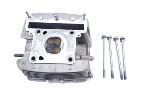 Culasse avant 1-2 Hyosung Comet GT 125 2004 Cylinder head