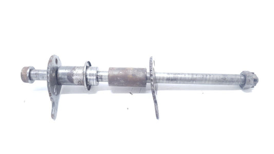 Axe de roue arrière Yamaha DT80LC 1985 Rear wheel axle