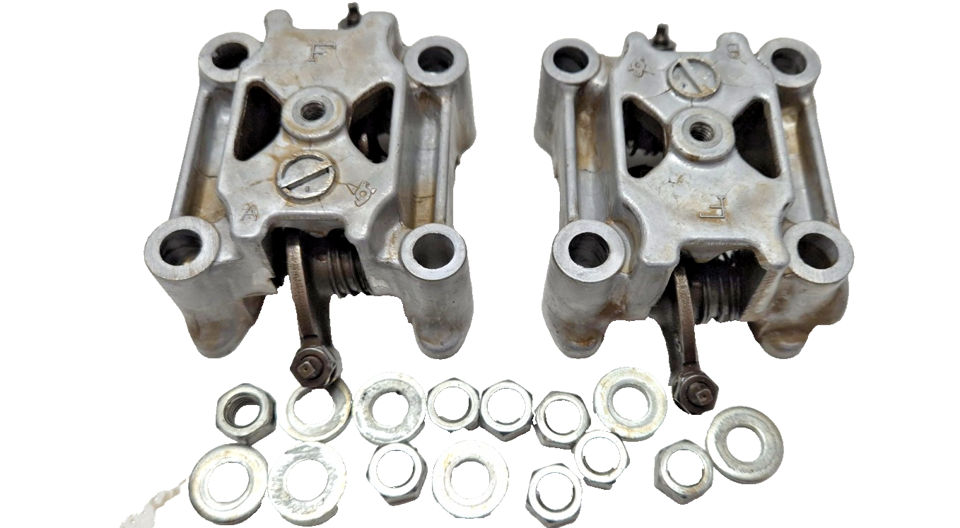 Supports d'arbre à cames Honda CM 125 Custom 1995 Réf : 12231-399-000