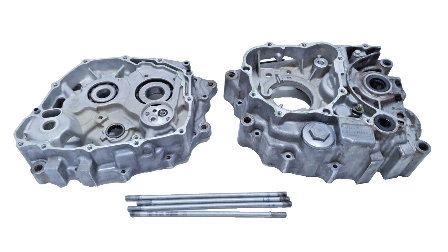 Carters moteur centraux Honda CLR 125 CityFly 2001 Réf : 11100-KFB-000