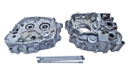 Carters moteur centraux Honda CLR 125 CityFly 2001 Réf : 11100-KFB-000