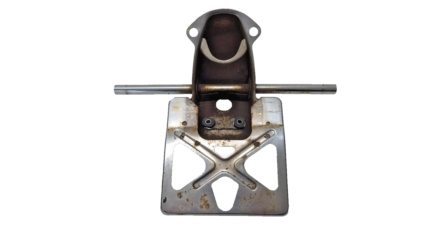 Support de plaque Honda CM 125 Custom 1995 Réf : 84701-KB4-610