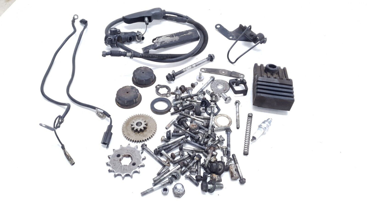 Kit visserie Yamaha YBR 125 2010 n°2 Screw kit