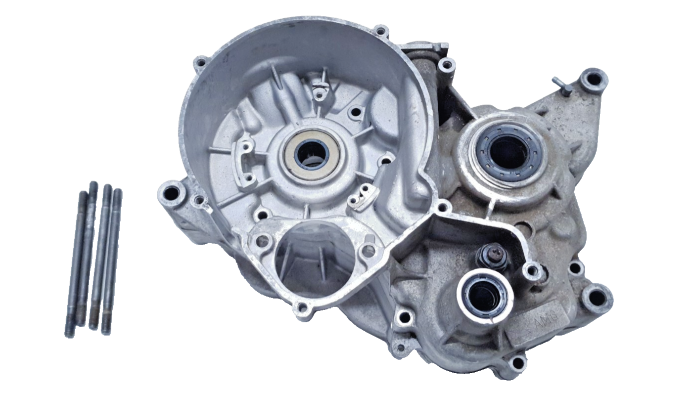 Carters moteur centraux AM6 Yamaha TZR 50 2005 Réf : 5WXE51500000