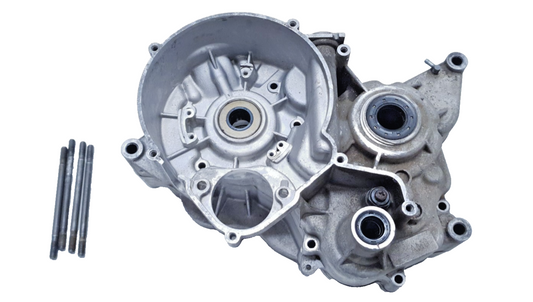 Carters moteur centraux AM6 Yamaha TZR 50 2005 Réf : 5WXE51500000