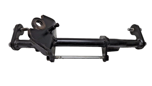 Support de repose-pieds avant Honda CM 125 Custom 1995 Réf : 50610-KC2-680