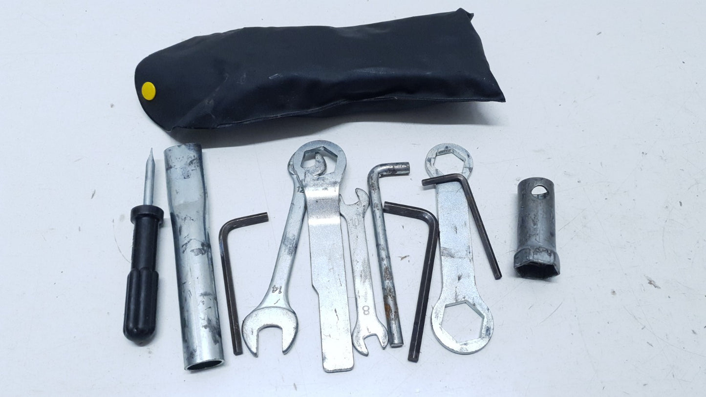 Trousse à outils Yamaha TDR 125 1998 Réf : 1WT281000000