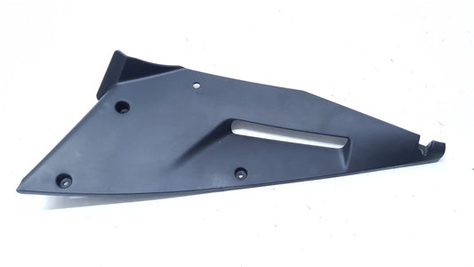 Carénage de grille de radiateur droit Aprilia RS 50 2010 Réf : 00H01802161