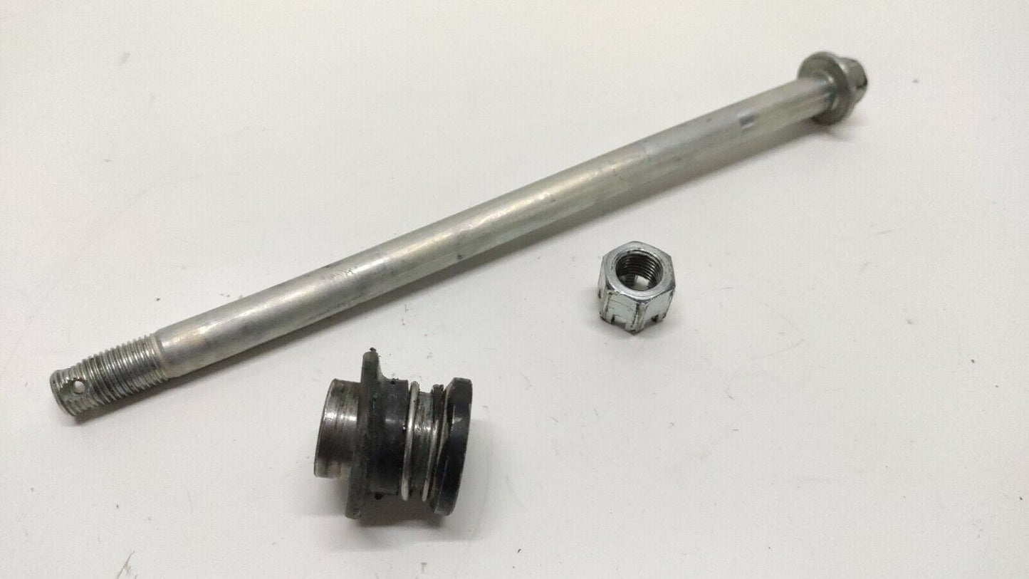 Axe de roue avant Kawasaki KMX 125 1999 Réf : 41068-1275 FRONT WHEEL AXLE