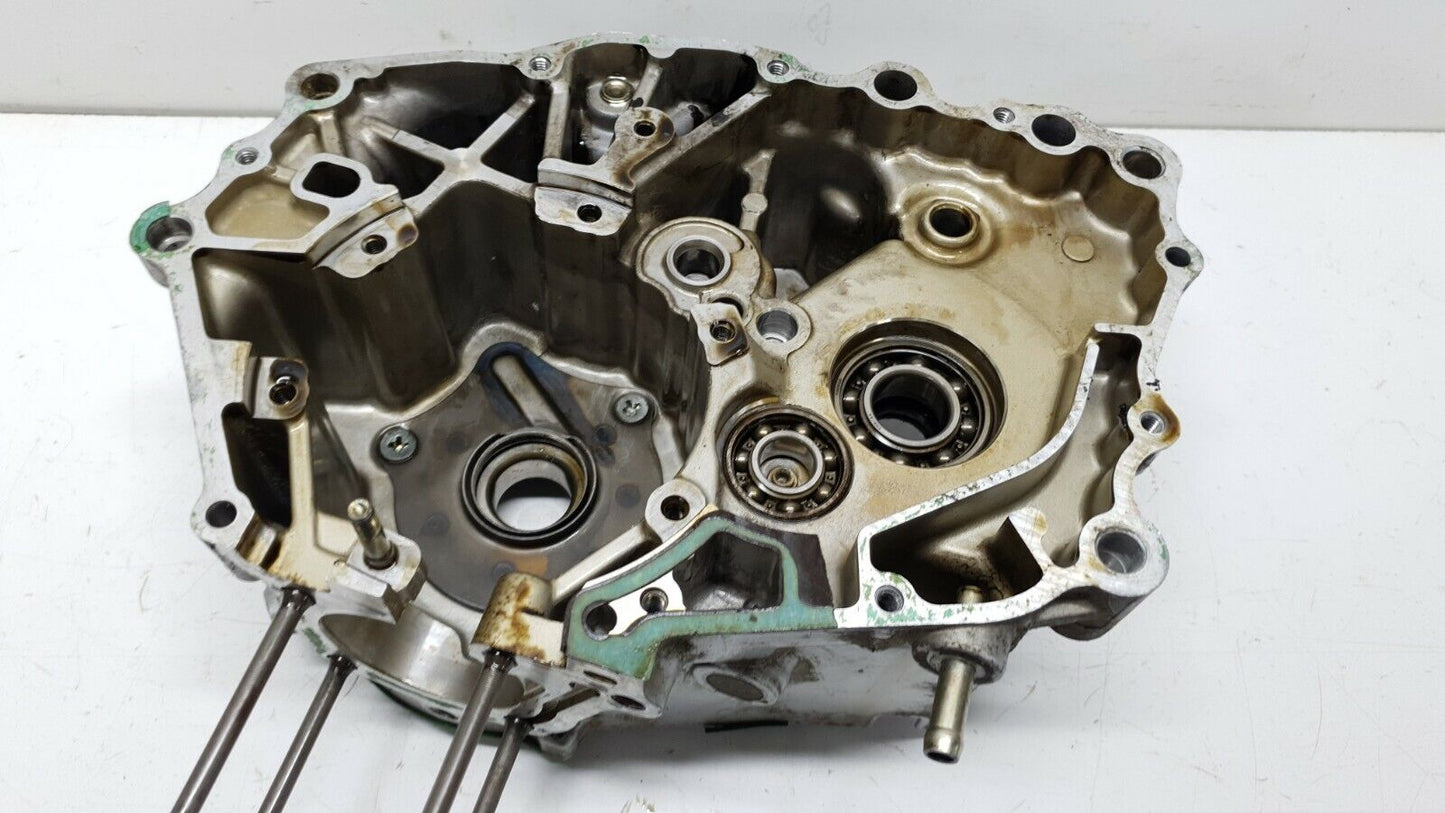 Carter moteur central G Honda CM 125 Custom 1997 Réf : 11200-KC2-770 Left Cover