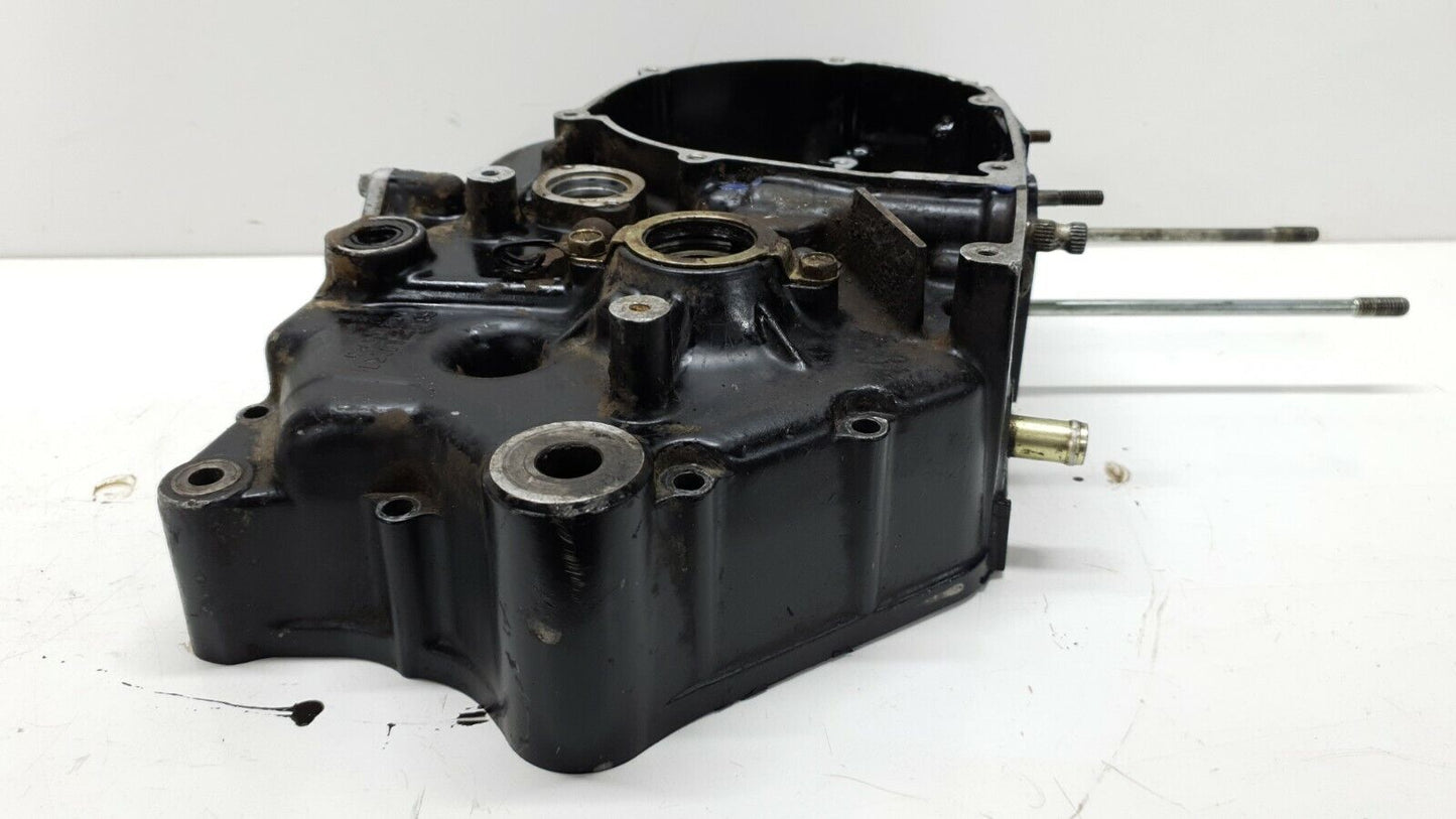 Carter moteur central gauche Suzuki 125 DR 1985 N°2 Réf : 11300-42A00-000 Left