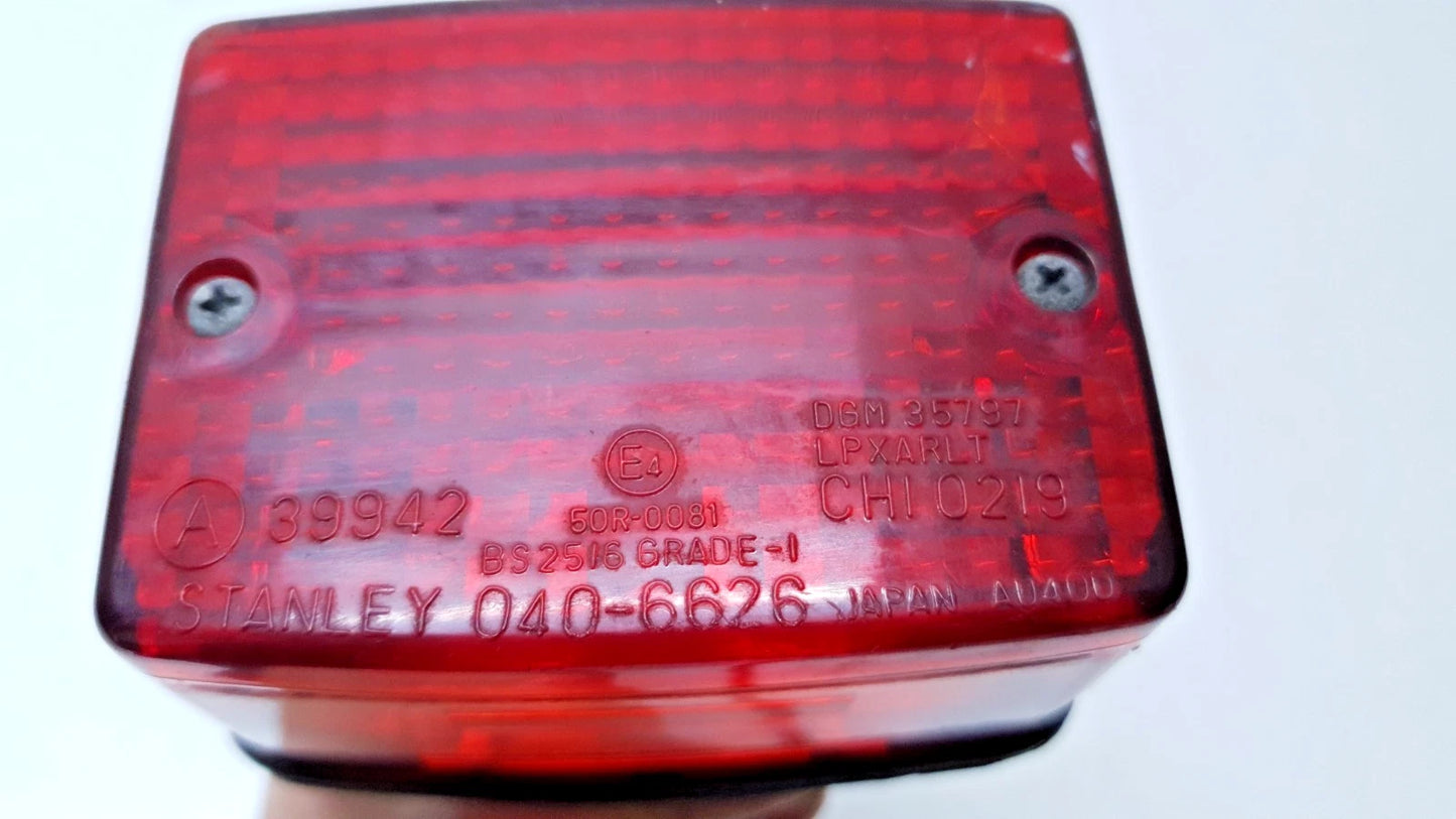 Phare arrière Kawasaki KMX 125 1986 Réf : 230251148