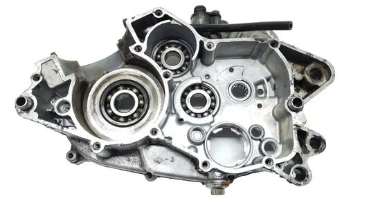 Carter moteur central droit Yamaha DT125LC 1987 n°10 Réf : 10V-15121-02-00