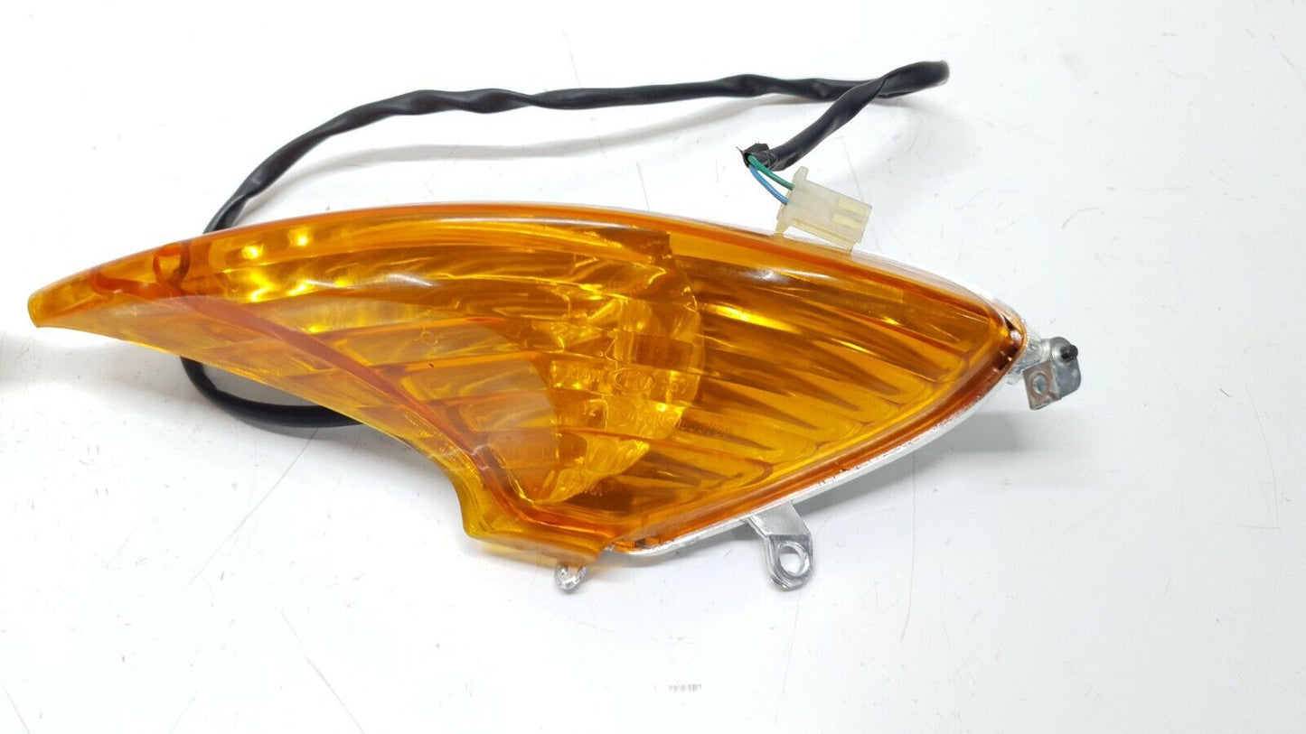 Clignotants arrière Honda Varadero 125 2006 Réf: 33650-KPC-641 Rear switch light