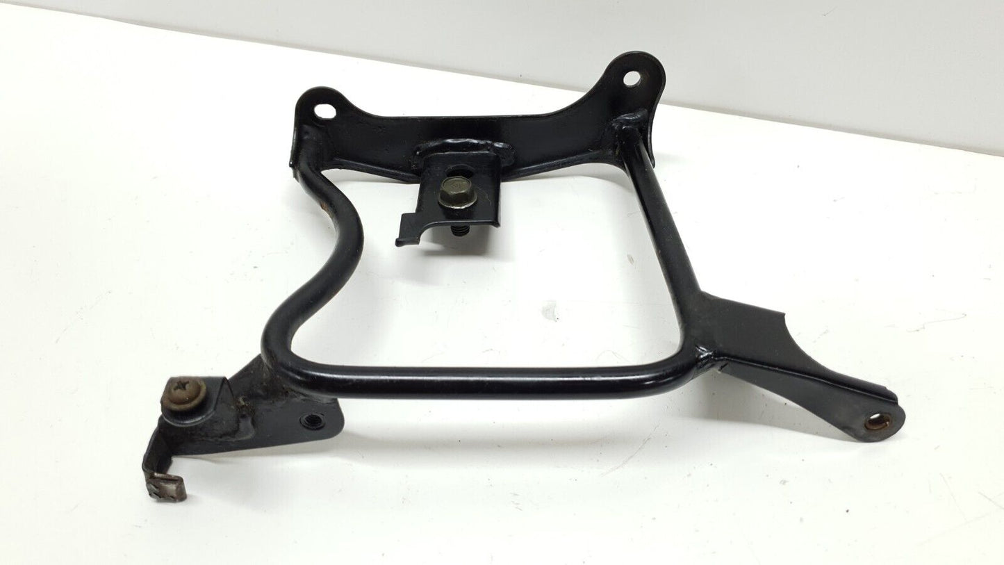 Support gauche Honda MTX-R 125 1987 Réf : 19045-KS3-900 Right bracket