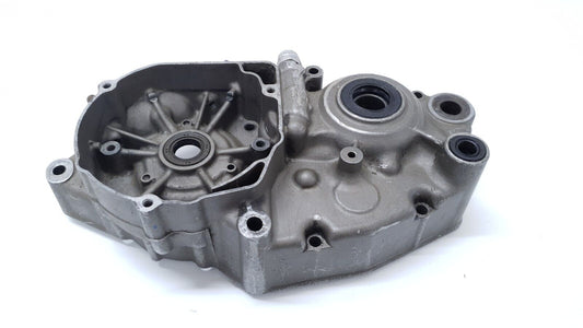 Carter moteur central gauche Suzuki 125 RM 1984 Réf : 11301-14830-000