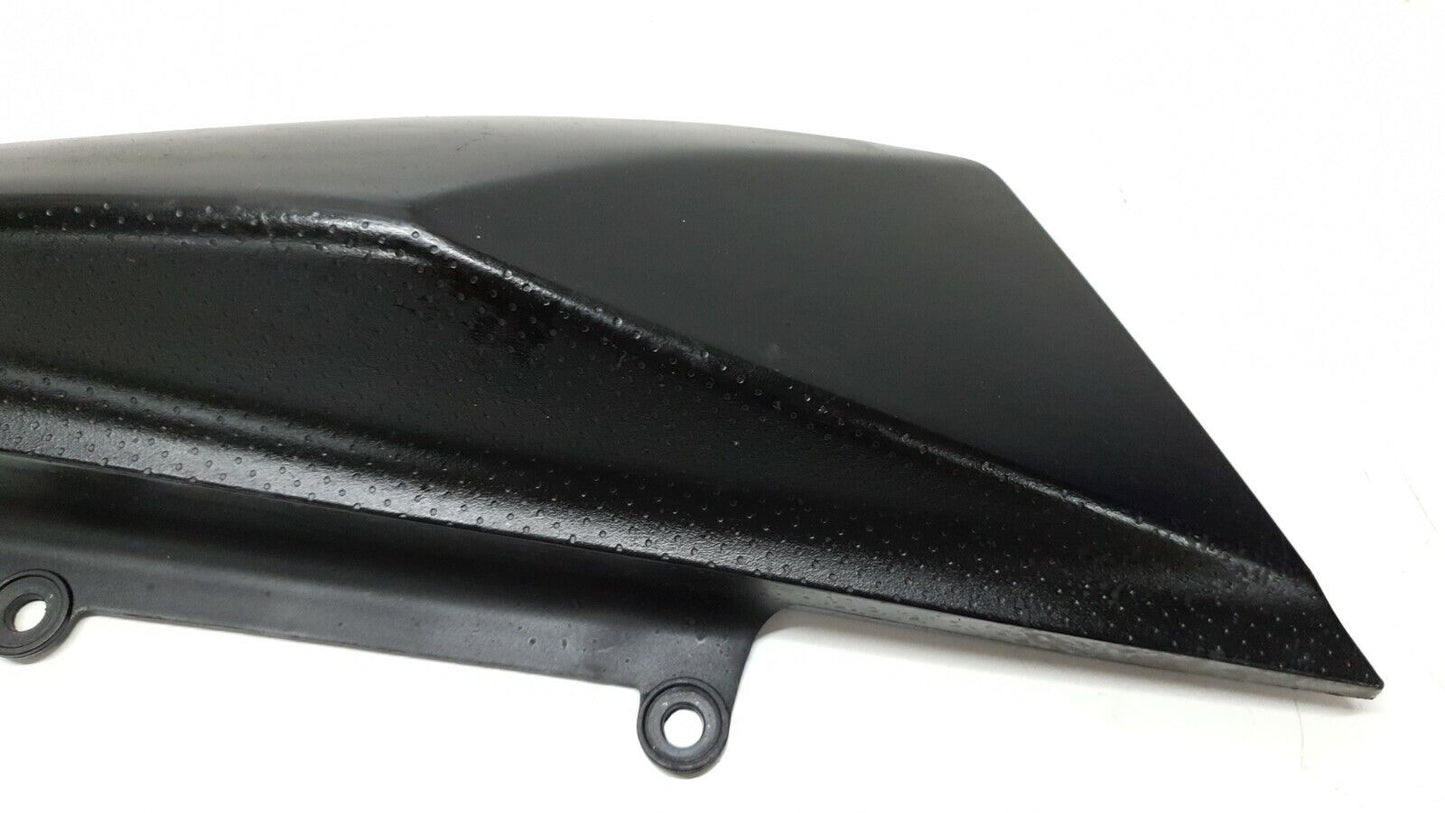 Carénages latéraux Yamaha XT125X 2008 Réf : 3D6-F1711-00-00 Rear Cover