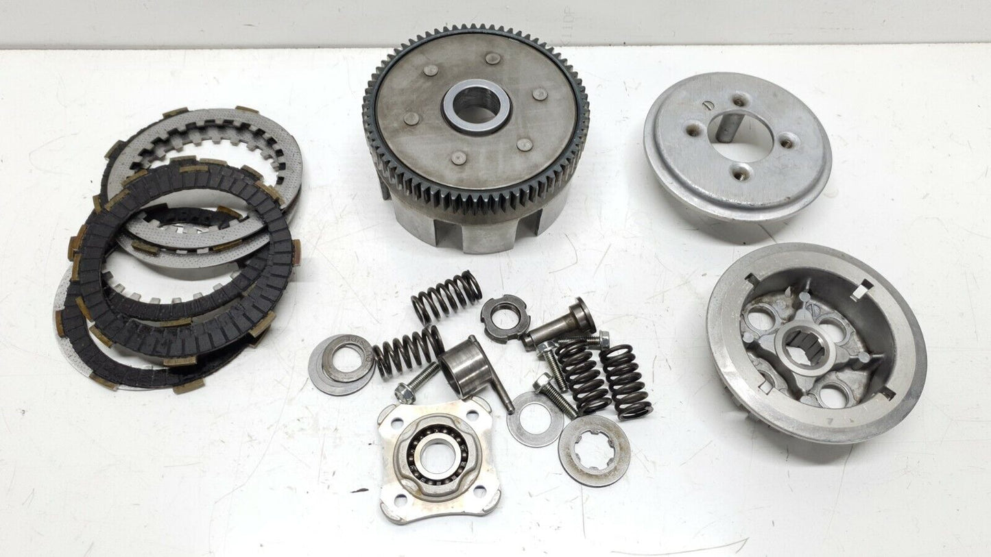 Embrayage complet Honda CM 125 Custom 1997 Réf : 22100-KB4-670 Complete clutch