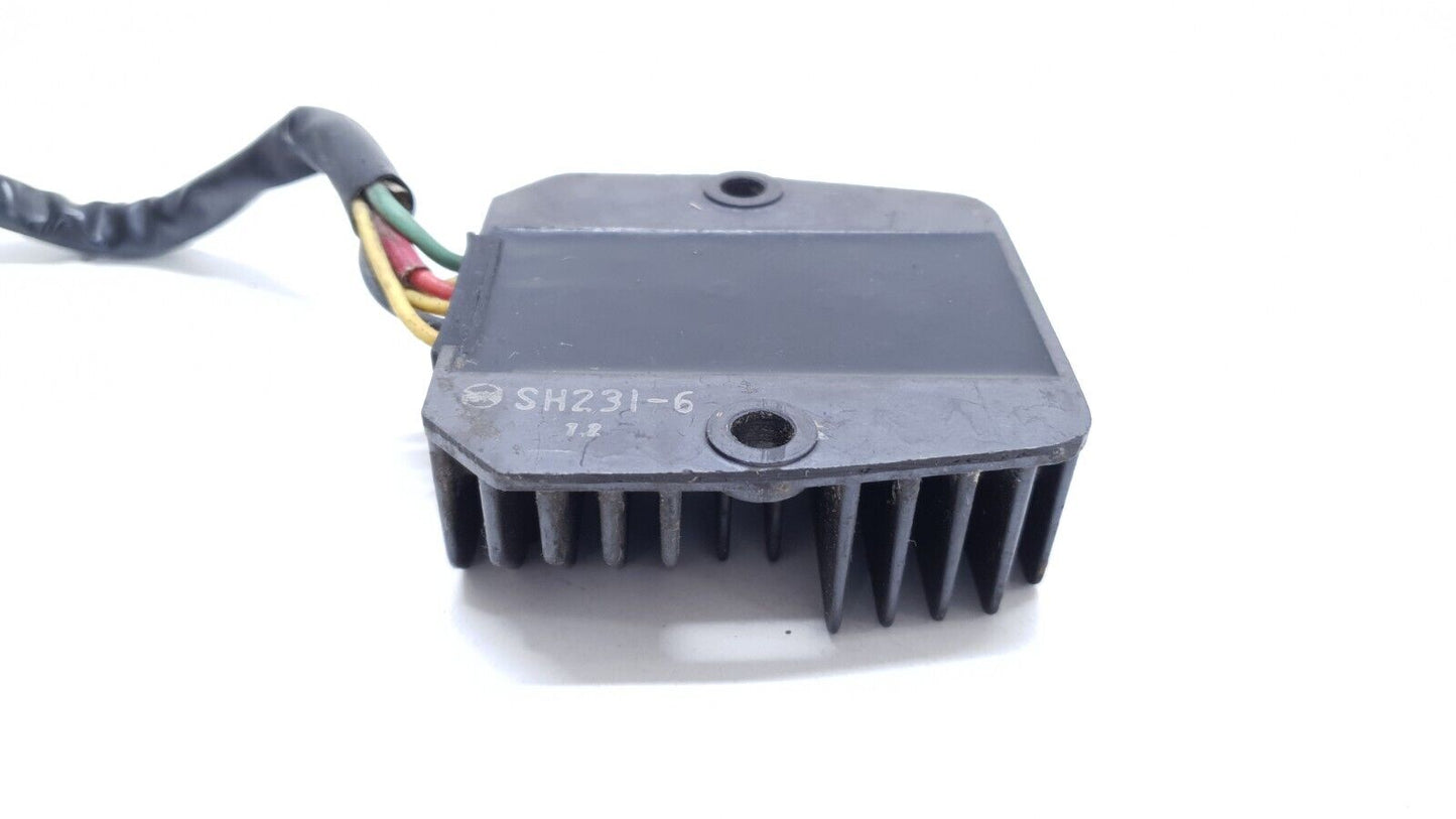 Régulateur de tension Honda CB 125T 1980 n°2 Réf 31600-399-008 Voltage regulator