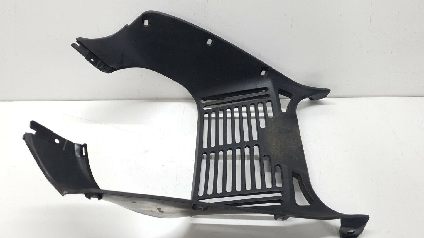 Protection de radiateur Honda Varadero 125 2006 Réf : 64212-KPC-D20ZA Cover