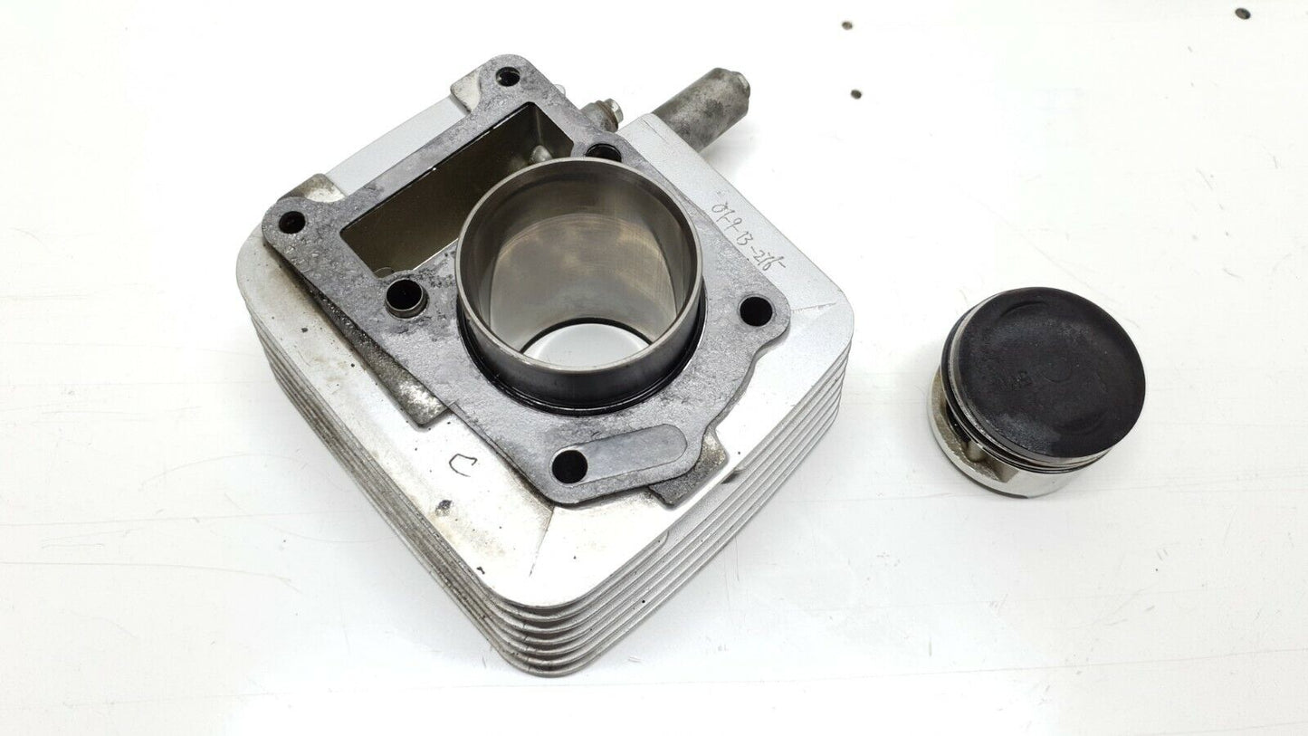 Cylindre & piston 54mm Yamaha XT125X 2008 (N°2) Réf : 5VLE13101000 Cylinder