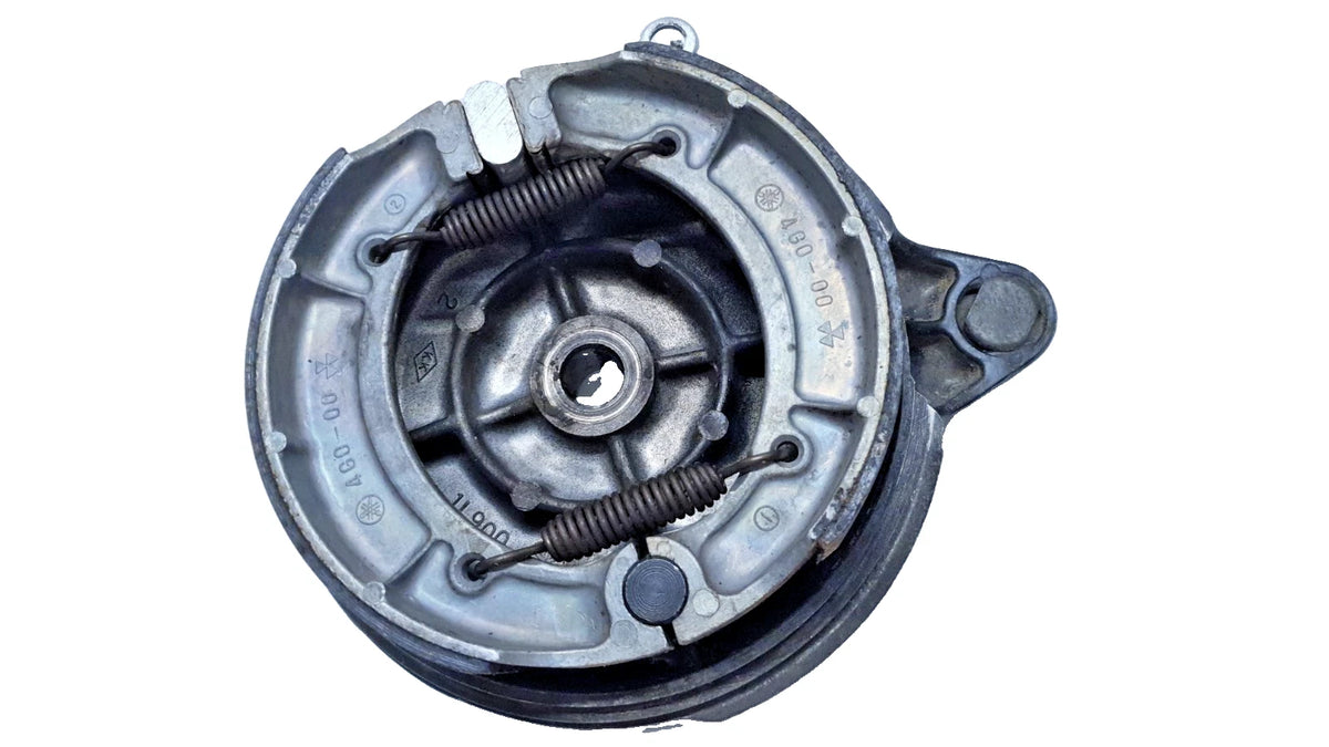 Tambour de frein arrière Yamaha XS 400 SE 1981 Réf : 1L9-25320-00