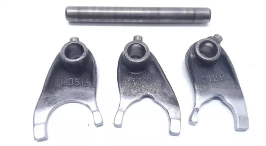 Fourchettes de boite de vitesse Honda CB 125T 1980 n°2 Réf 24211-399-000