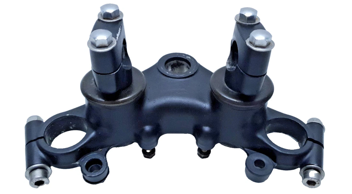 Té de fourche supérieur Yamaha XS 400 SE 1981 Réf : 2L0-23435-00-98