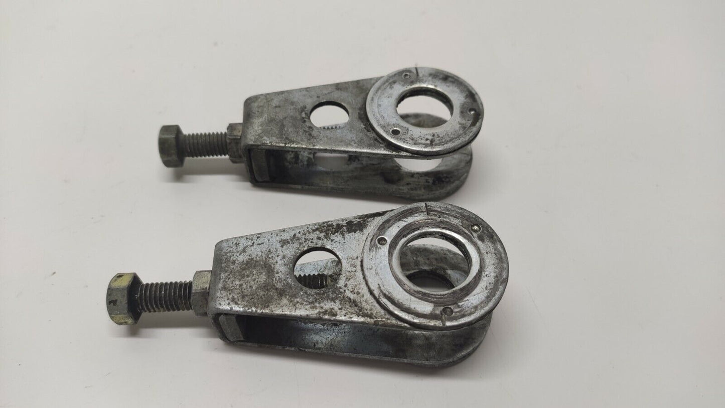 2 tendeurs de chaîne Kawasaki GPX 600 R 1989 Réf : 33040-1063 ADJUSTER CHAIN