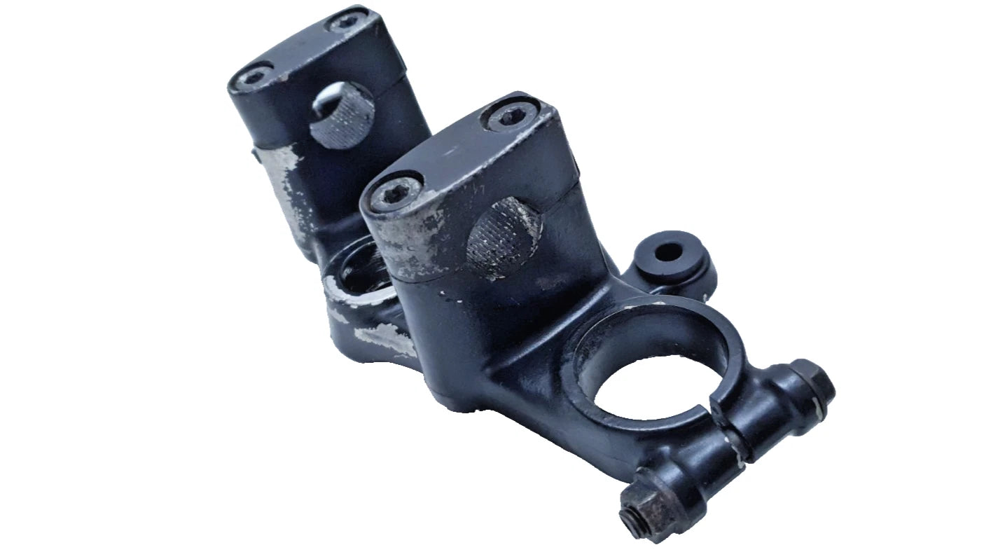 Té de fourche supérieur Kawasaki KMX 125 1986 Réf : 440391138