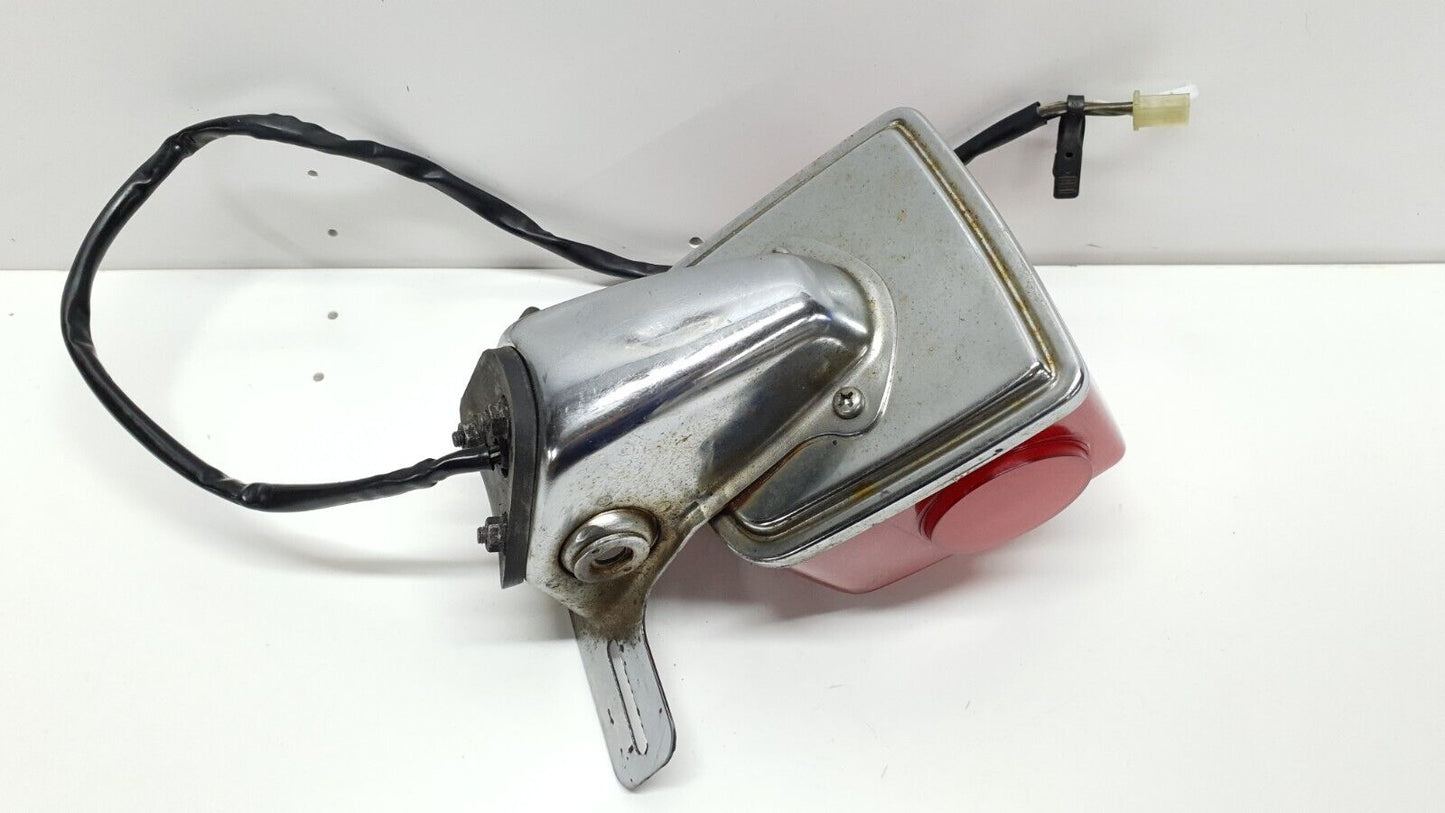 Feu arrière Suzuki GN 125 2001 Réf : 35710-383B0-000 Rear light