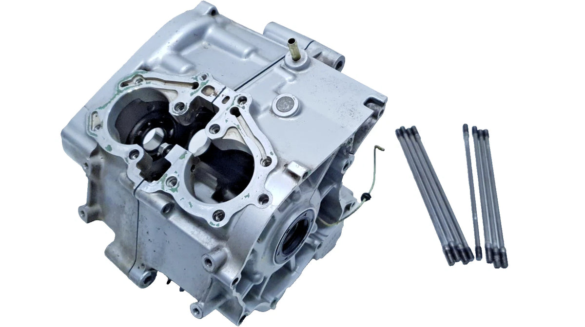 Carters moteur centraux Honda CA 125 Rebel 1997 Réf : 1100-KC2-960