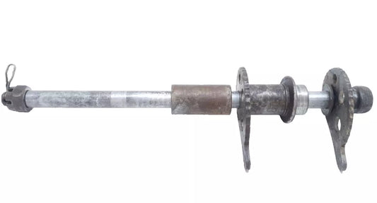 Axe de roue arrière Yamaha DT125LC 1987 n°17 Réf 37F-25381-00-00