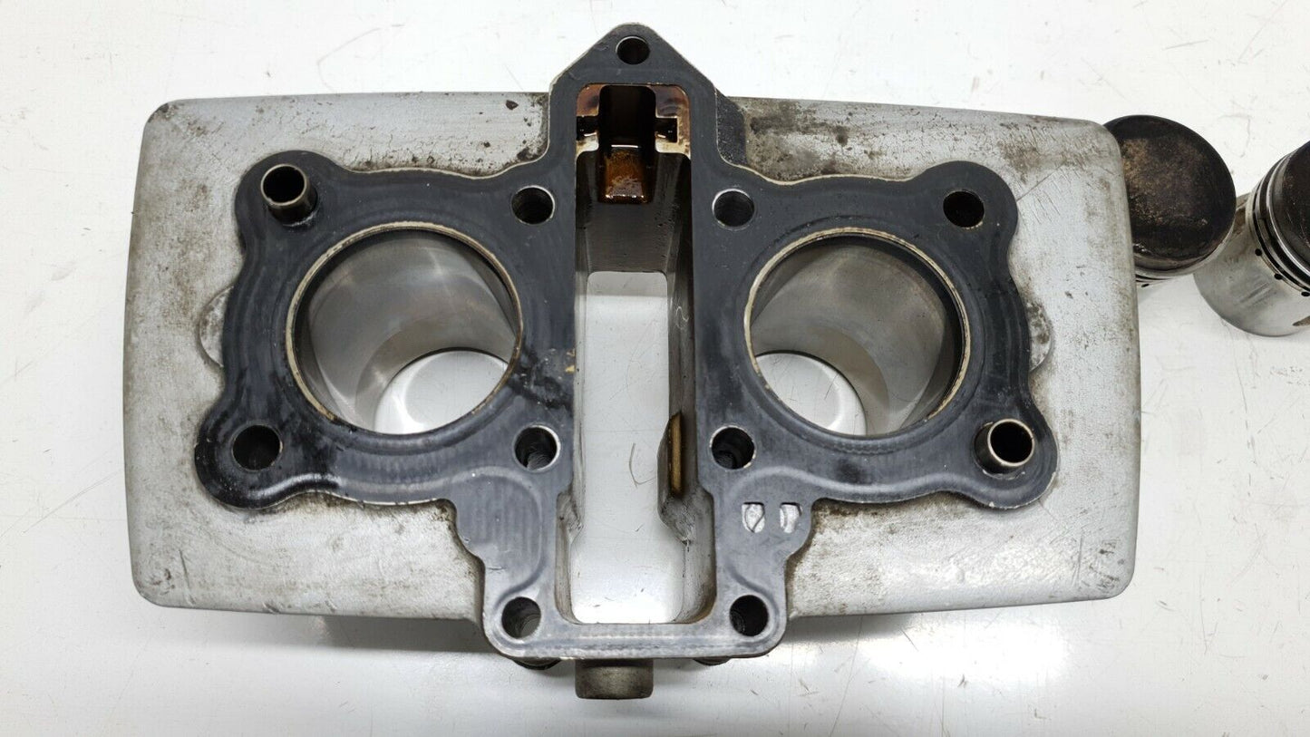 Cylindre & pistons 44mm Honda CM 125 Custom 1997 Réf : 12100-KC2-681 Cylinder